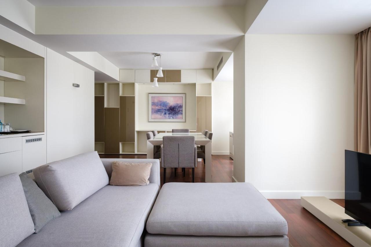Park Hotel อัลมาตี ภายนอก รูปภาพ
