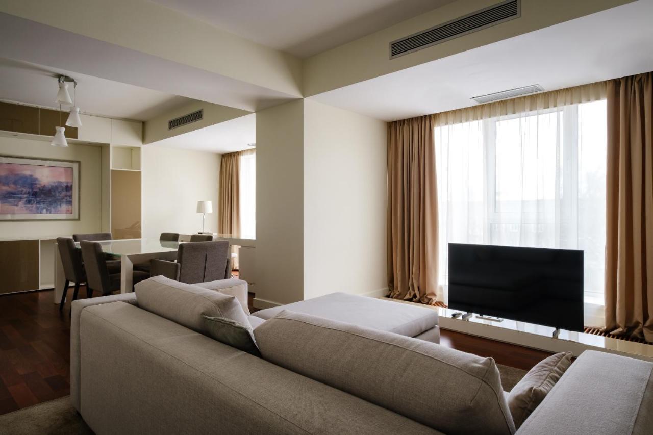 Park Hotel อัลมาตี ภายนอก รูปภาพ