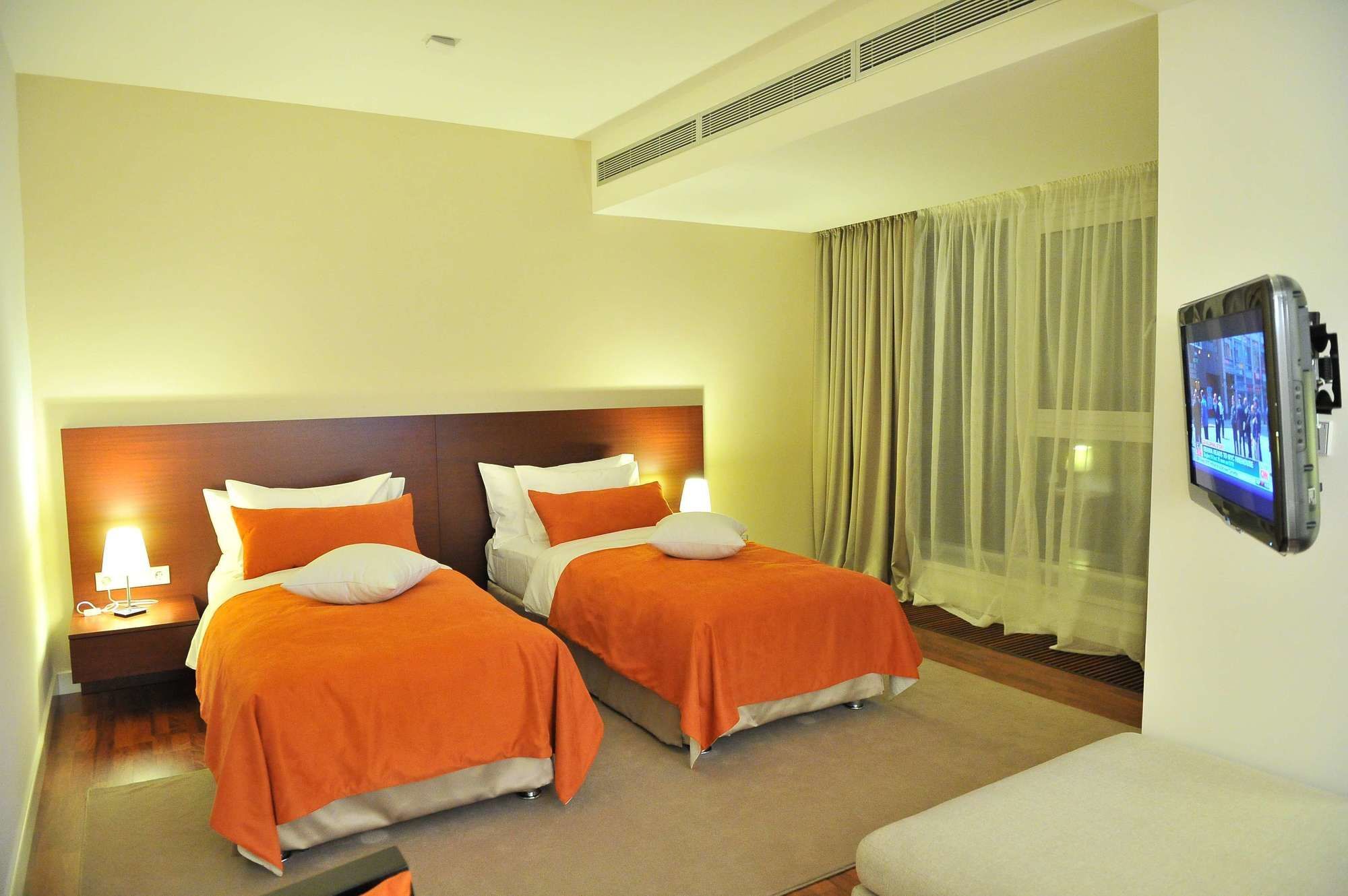 Park Hotel อัลมาตี ภายนอก รูปภาพ