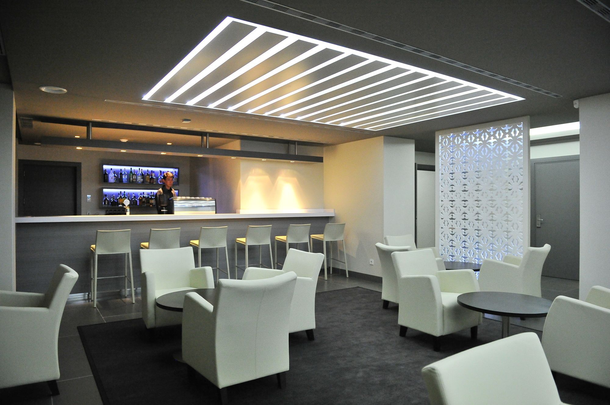 Park Hotel อัลมาตี ภายนอก รูปภาพ